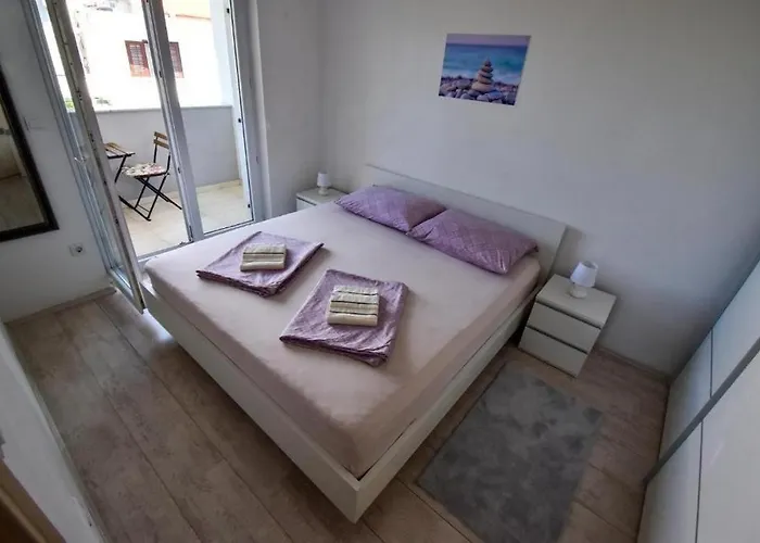 With Parking Space Supetarska Draga - Gornja, Rab - 22213 Апартаменты