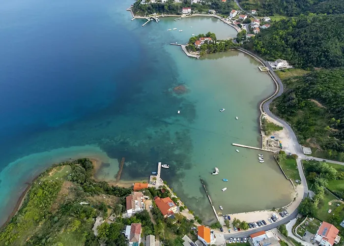 With Parking Space Supetarska Draga - Gornja, Rab - 22213 Apartament *